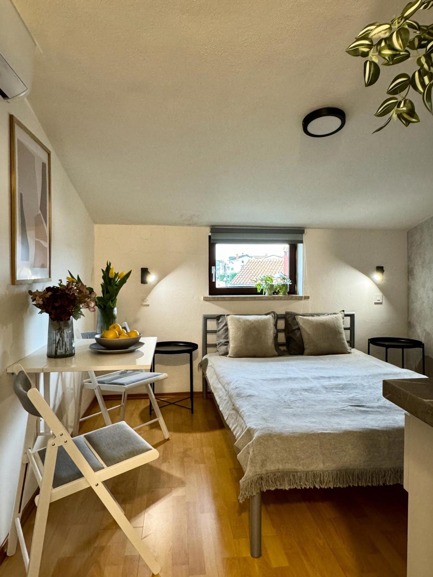 Apartments & Zimmer Jasmine Funtana Exterior photo